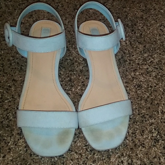 Heels - Picture 1 of 1